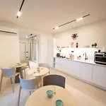 Luxury 4*