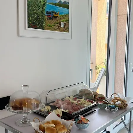 Luxury بيت ضيافة