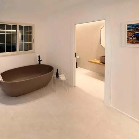 Luxury تْشيفالو