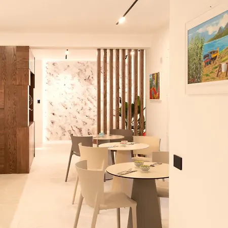 بيت ضيافة Luxury تْشيفالو