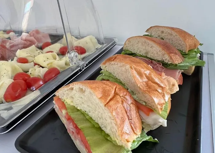 Luxury בית הארחה צ'פאלו